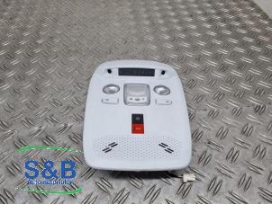 Gebruikte Binnenverlichting voor Opel Corsa F (UB/UH/UP) 1.2 12V 75 Prijs € 35,00 Margeregeling aangeboden door Schaap & Bron