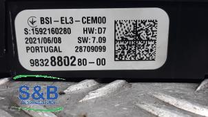 Używane Skrzynka bezpieczników Opel Corsa F (UB/UH/UP) 1.2 12V 75 Cena € 100,00 Procedura marży oferowane przez Schaap & Bron