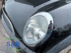 Gebruikte Koplamp links BMW Mini One/Cooper (R50) 1.6 16V Cooper Prijs € 69,99 Margeregeling aangeboden door Schaap & Bron