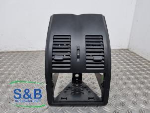 Begagnade Luftmunstycke, instrumentbräda Volkswagen Lupo (6X1) 1.4 16V 100 Pris € 30,00 Marginaltabell erbjuds av Schaap & Bron