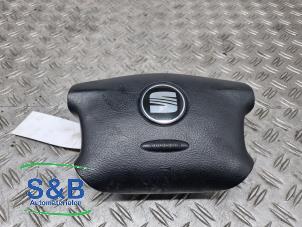 Używane Poduszka powietrzna lewa (kierownica) Seat Alhambra (7V8/9) 1.8 20V Turbo Cena € 80,00 Procedura marży oferowane przez Schaap & Bron