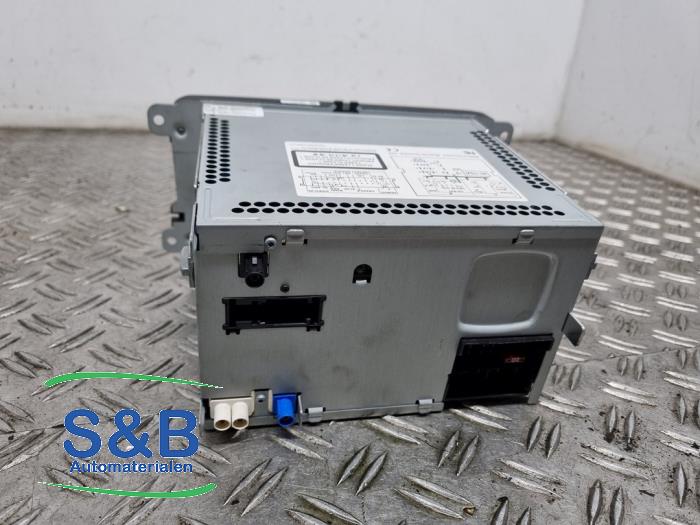 Radio från en Volkswagen Scirocco (137/13AD) 1.4 TSI 160 16V 2011