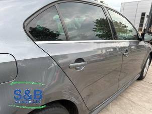 Begagnade Bakdörr, 4-dörrars, höger Volkswagen Jetta IV (162/16A) 1.4 TSI Hybrid 16V Pris € 295,00 Marginaltabell erbjuds av Schaap & Bron