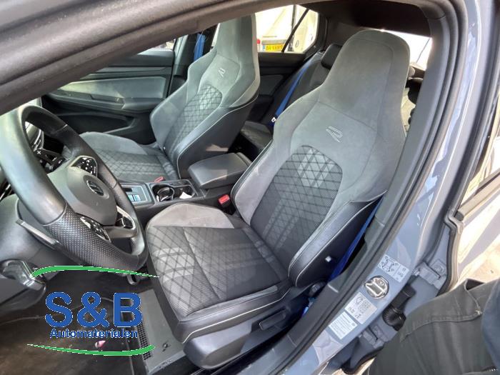 Bekleding Set (compleet) van een Volkswagen Golf VIII (CD1) 1.5 eTSI 16V 2020