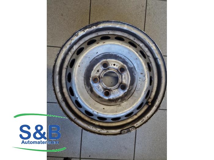 Velg van een Volkswagen Crafter (SY) 2.0 TDI FWD 2018