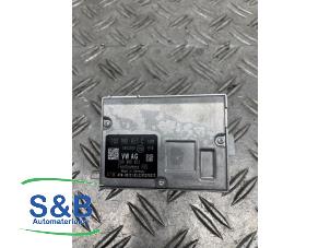 Gebruikte Camera voorzijde Volkswagen T-Roc I 1.5 TSI 16V Prijs € 190,00 Margeregeling aangeboden door Schaap & Bron