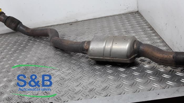 Ljuddämpare, fram från en Audi A7 Sportback (4GA/4GF) 2.8 V6 24V FSI 2011