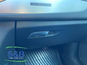 Begagnade Handskfack Audi A6 Avant (C7) 3.0 V6 24V TFSI Quattro Pris € 65,00 Marginaltabell erbjuds av Schaap & Bron