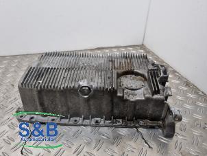 Begagnade Oljetråg Volkswagen Golf V (1K1) 1.6 Pris € 40,00 Marginaltabell erbjuds av Schaap & Bron