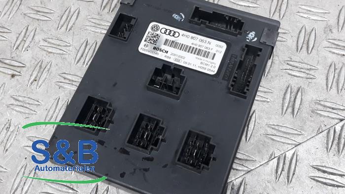 Inbyggd dator från en Audi A7 Sportback (4GA/4GF) 2.8 V6 24V FSI Quattro 2011