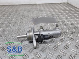 Gebruikte Hoofdremcilinder Skoda Fabia III Combi (NJ5) 1.4 TDI 16V 75 Prijs € 24,99 Margeregeling aangeboden door Schaap & Bron