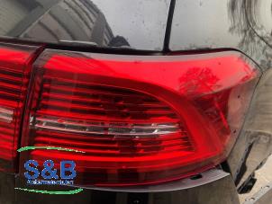 Gebruikte Achterlicht rechts Volkswagen Passat Variant (3G5) 1.6 TDI 16V Prijs € 175,00 Margeregeling aangeboden door Schaap & Bron
