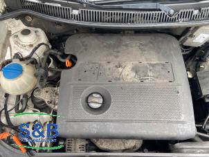 Gebruikte Versnellingsbak Volkswagen Polo IV (9N1/2/3) 1.4 16V 75 Prijs € 250,00 Margeregeling aangeboden door Schaap & Bron