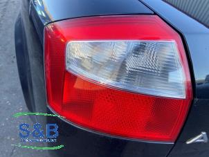 Gebruikte Achterlicht links Audi A4 (B6) 2.4 V6 30V Prijs € 30,00 Margeregeling aangeboden door Schaap & Bron