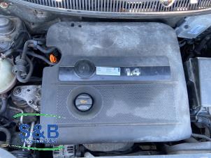 Gebruikte Versnellingsbak Volkswagen Polo IV (9N1/2/3) 1.4 16V 75 Prijs € 250,00 Margeregeling aangeboden door Schaap & Bron