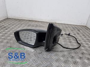 Gebruikte Buitenspiegel links Volkswagen Polo V (6R) 1.2 TDI 12V BlueMotion Prijs € 44,99 Margeregeling aangeboden door Schaap & Bron