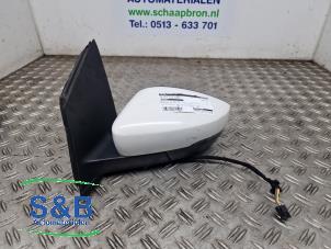 Używane Lusterko zewnetrzne lewe Volkswagen Polo V (6R) 1.2 TDI 12V BlueMotion Cena € 35,00 Procedura marży oferowane przez Schaap & Bron