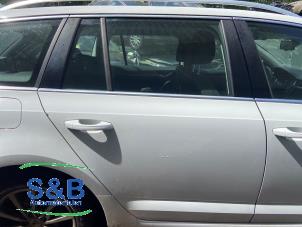 Gebruikte Portier 4Deurs rechts-achter Skoda Octavia Combi (5EAC) 1.6 TDI GreenTec 16V Prijs € 399,00 Margeregeling aangeboden door Schaap & Bron