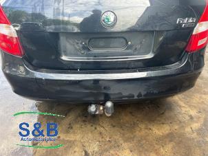 Używane Zderzak tylny Skoda Fabia II Combi 1.4i 16V Cena € 75,00 Procedura marży oferowane przez Schaap & Bron