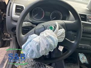 Używane Kierownica Skoda Fabia II Combi 1.4i 16V Cena € 50,00 Procedura marży oferowane przez Schaap & Bron