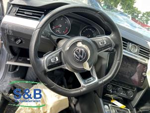 Gebruikte Stuurwiel Volkswagen Passat Variant (3G5) 2.0 TDI 16V 150 Prijs € 299,99 Margeregeling aangeboden door Schaap & Bron