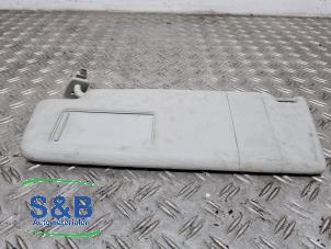 Gebruikte Zonneklep Volkswagen Tiguan (5N1/2) 2.0 TDI 16V 4Motion Prijs € 15,00 Margeregeling aangeboden door Schaap & Bron