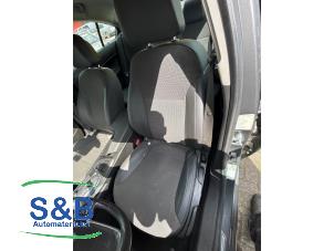 Gebruikte Voorstoel links Opel Insignia 2.0 CDTI 16V 130 Ecotec Prijs € 99,00 Margeregeling aangeboden door Schaap & Bron