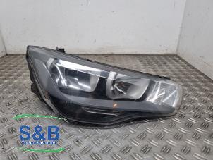 Begagnade Strålkastare, höger Audi A1 (8X1/8XK) 1.2 TFSI Pris € 199,99 Marginaltabell erbjuds av Schaap & Bron