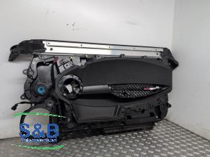 Gebruikte Portierbekleding 2Deurs rechts Mini Mini Open (R57) 1.6 16V Cooper S Prijs € 129,99 Margeregeling aangeboden door Schaap & Bron