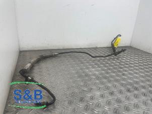 Gebruikte Stuurbekrachtiging Leiding Volkswagen Polo III (6N1) 1.6i 75 Prijs € 60,00 Margeregeling aangeboden door Schaap & Bron