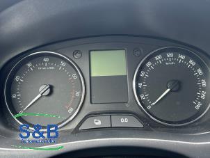 Używane Tablica rozdzielcza Skoda Fabia II Combi 1.2 TSI Cena € 75,00 Procedura marży oferowane przez Schaap & Bron