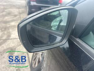 Używane Lusterko zewnetrzne lewe Volkswagen Polo V (6R) 1.4 TDI DPF BlueMotion technology Cena € 49,99 Procedura marży oferowane przez Schaap & Bron