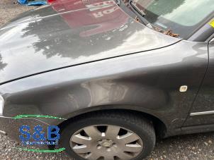 Gebruikte Scherm links-voor Skoda Superb (3U4) 2.8 V6 30V Prijs € 75,00 Margeregeling aangeboden door Schaap & Bron