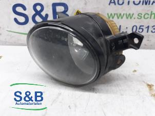 Gebruikte Mistlamp links-voor Volkswagen Golf V (1K1) Prijs € 30,00 Margeregeling aangeboden door Schaap & Bron