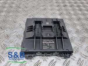 Begagnade Inbyggd dator Volkswagen Polo V (6R) 1.4 16V Pris € 100,00 Marginaltabell erbjuds av Schaap & Bron