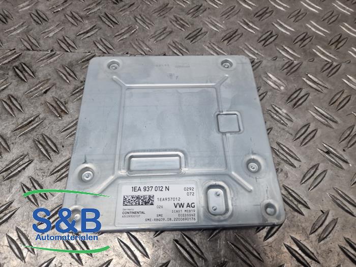 Dator , karosskontroll (BCM) från en Skoda Enyaq iV Coupe RS 2022