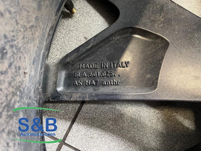 Velg van een Skoda Enyaq iV Coupe RS 2022