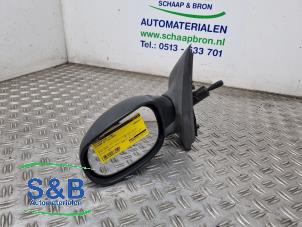 Gebruikte Buitenspiegel links Citroen C2 (JM) 1.1 Prijs € 24,99 Margeregeling aangeboden door Schaap & Bron