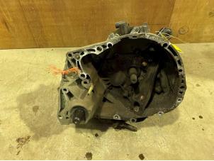 Begagnade Växellåda Renault Clio II Societe (SB) 1.5 dCi 65 Pris € 150,00 Marginaltabell erbjuds av F. van den Mosselaar autodemontage