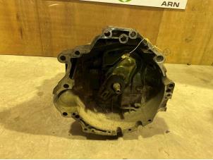 Gebruikte Versnellingsbak Volkswagen Passat Variant (3B5) 2.3 VR5 Prijs € 200,00 Margeregeling aangeboden door F. van den Mosselaar autodemontage