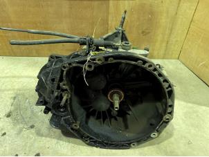 Begagnade Växellåda Renault Laguna II Grandtour (KG) 1.9 dCi 120 Pris € 150,00 Marginaltabell erbjuds av F. van den Mosselaar autodemontage