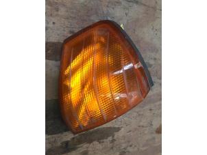 Gebruikte Richtingaanwijzer rechts Mercedes C (W202) Prijs € 10,00 Margeregeling aangeboden door F. van den Mosselaar autodemontage