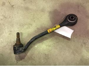 Gebruikte Draagarm links-voor BMW X3 (E83) 2.0d 16V Prijs € 25,00 Margeregeling aangeboden door F. van den Mosselaar autodemontage