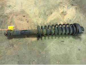 Używane Stopa amortyzatora prawy tyl Mitsubishi Carisma 1.6i 16V Cena € 25,00 Procedura marży oferowane przez F. van den Mosselaar autodemontage