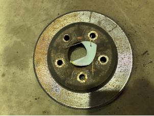 Begagnade Bakre bromsskiva Ford Focus 2 Wagon Pris € 20,00 Marginaltabell erbjuds av F. van den Mosselaar autodemontage