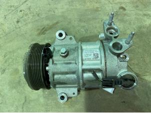 Begagnade Luftkonditioneringspump Ford Fiesta 7 1.1 Ti-VCT 12V 85 Pris € 125,00 Marginaltabell erbjuds av F. van den Mosselaar autodemontage