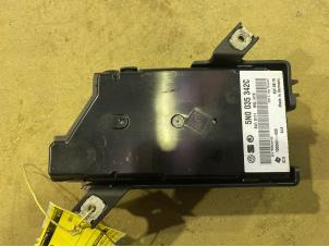 Begagnade Kontrollenhet, multimedia Volkswagen Polo V (6R) 1.2 TDI 12V BlueMotion Pris € 12,50 Marginaltabell erbjuds av F. van den Mosselaar autodemontage