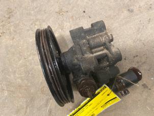 Gebruikte Stuurpomp Chrysler Voyager/Grand Voyager (RG/RS) 2.8 CRD 16V Autom. Prijs € 50,00 Margeregeling aangeboden door F. van den Mosselaar autodemontage