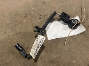 Gebruikte Pingelsensor Renault Twingo III (AH) 0.9 Energy TCE 90 12V Prijs € 10,00 Margeregeling aangeboden door F. van den Mosselaar autodemontage