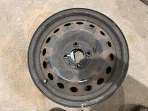 Gebruikte Velg Renault Clio III (BR/CR) 1.5 dCi 105 Prijs € 25,00 Margeregeling aangeboden door F. van den Mosselaar autodemontage